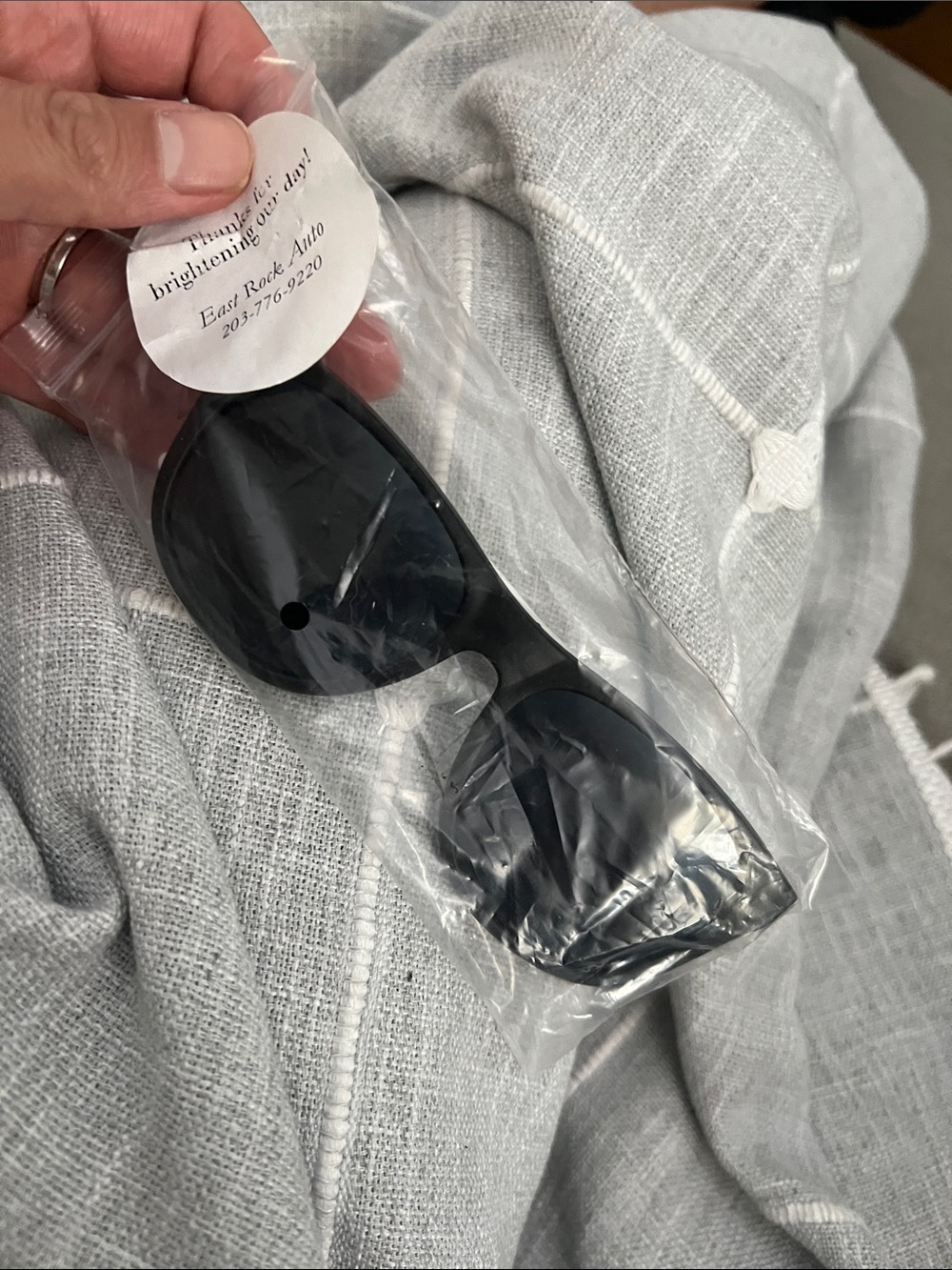 Black and White Plastic Sunglasses - A freebie giveaway from NYC